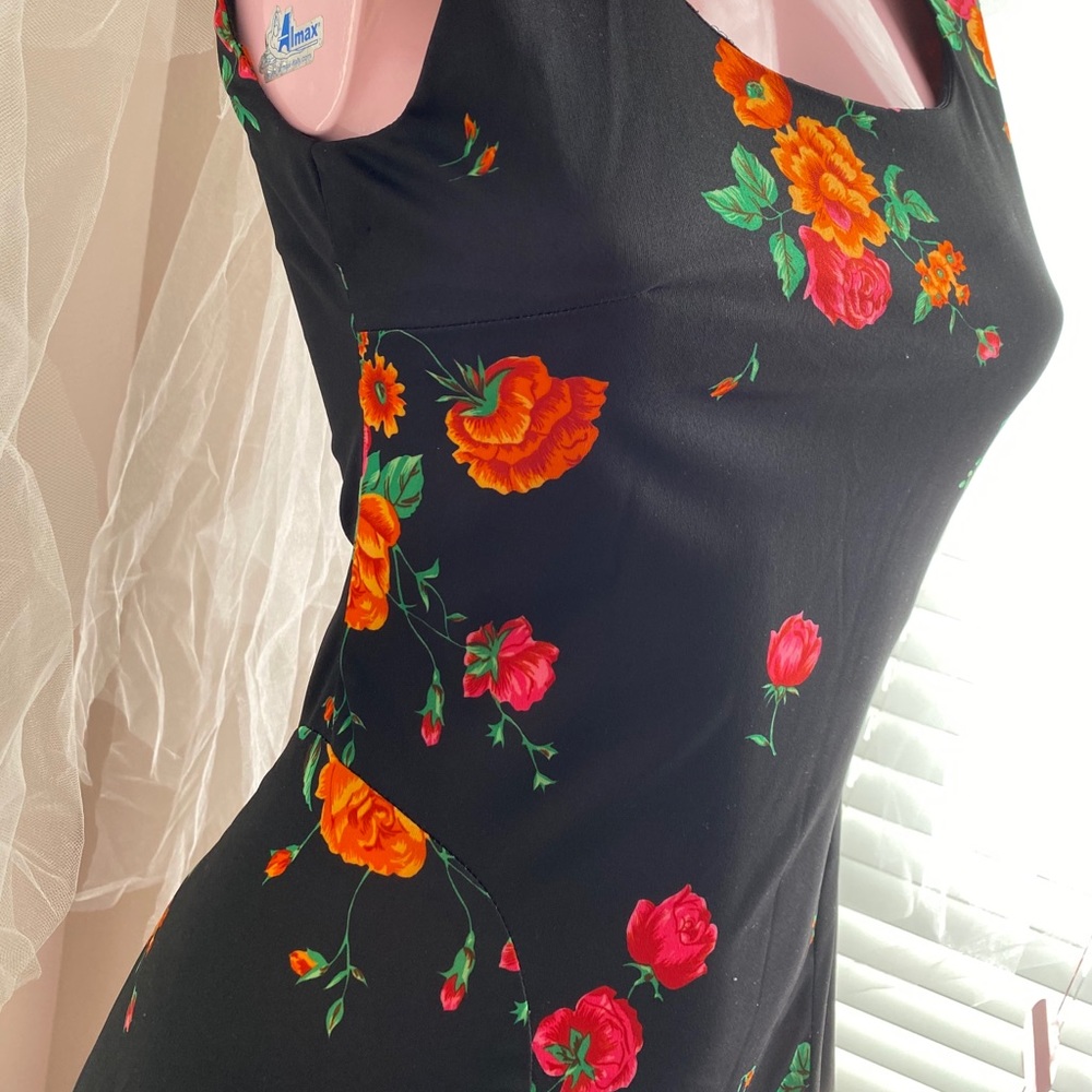 Vintage Floral Sleeveless Dress